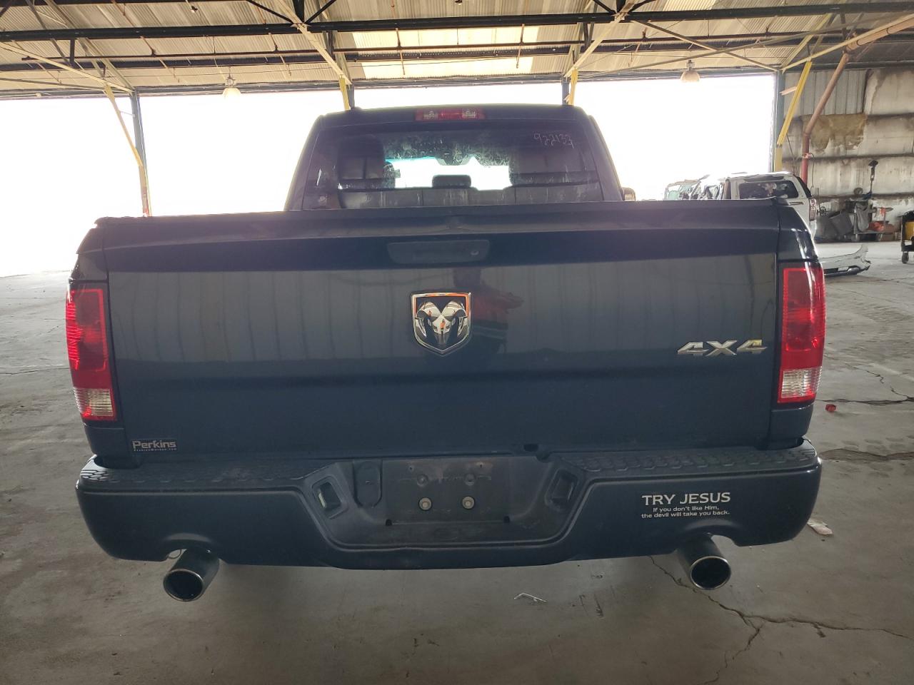 2017 RAM 1500 - Image 6