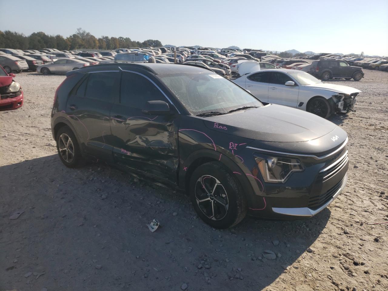 2023 Kia Niro - Image 4