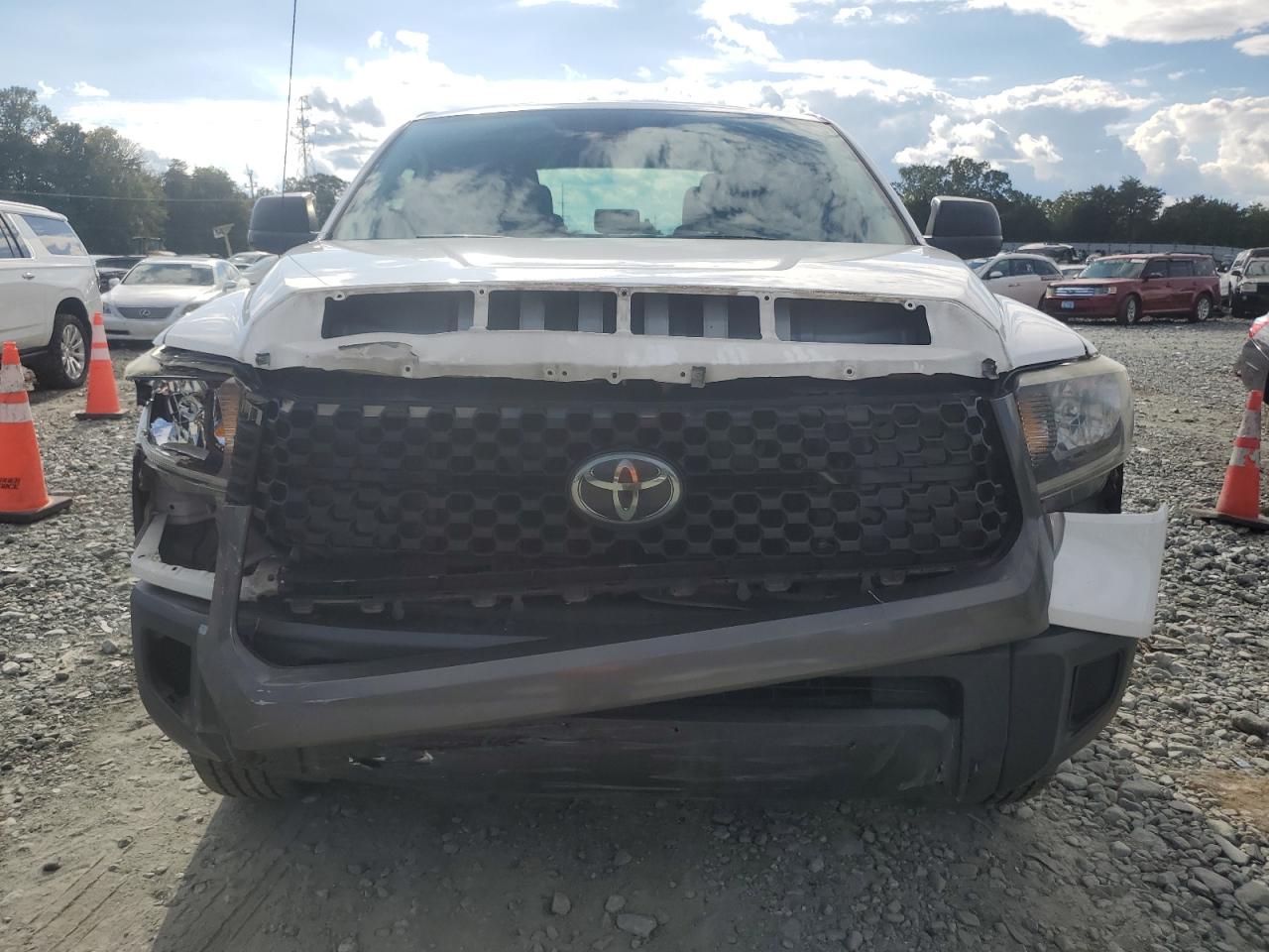 5TFRM5F1XJX131664 2018 Toyota Tundra Double Cab Sr