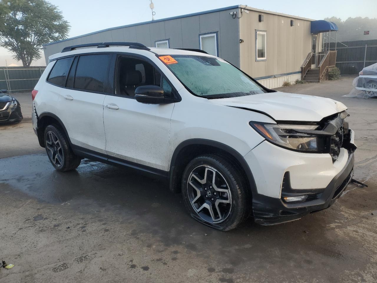 2022 Honda Passport - Image 4