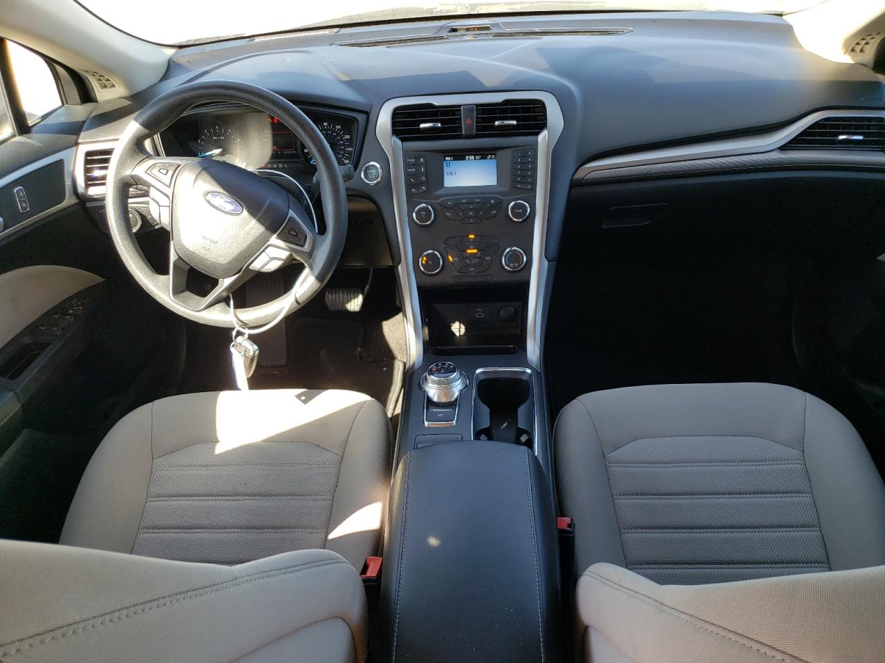 2020 Ford Fusion - Image 8