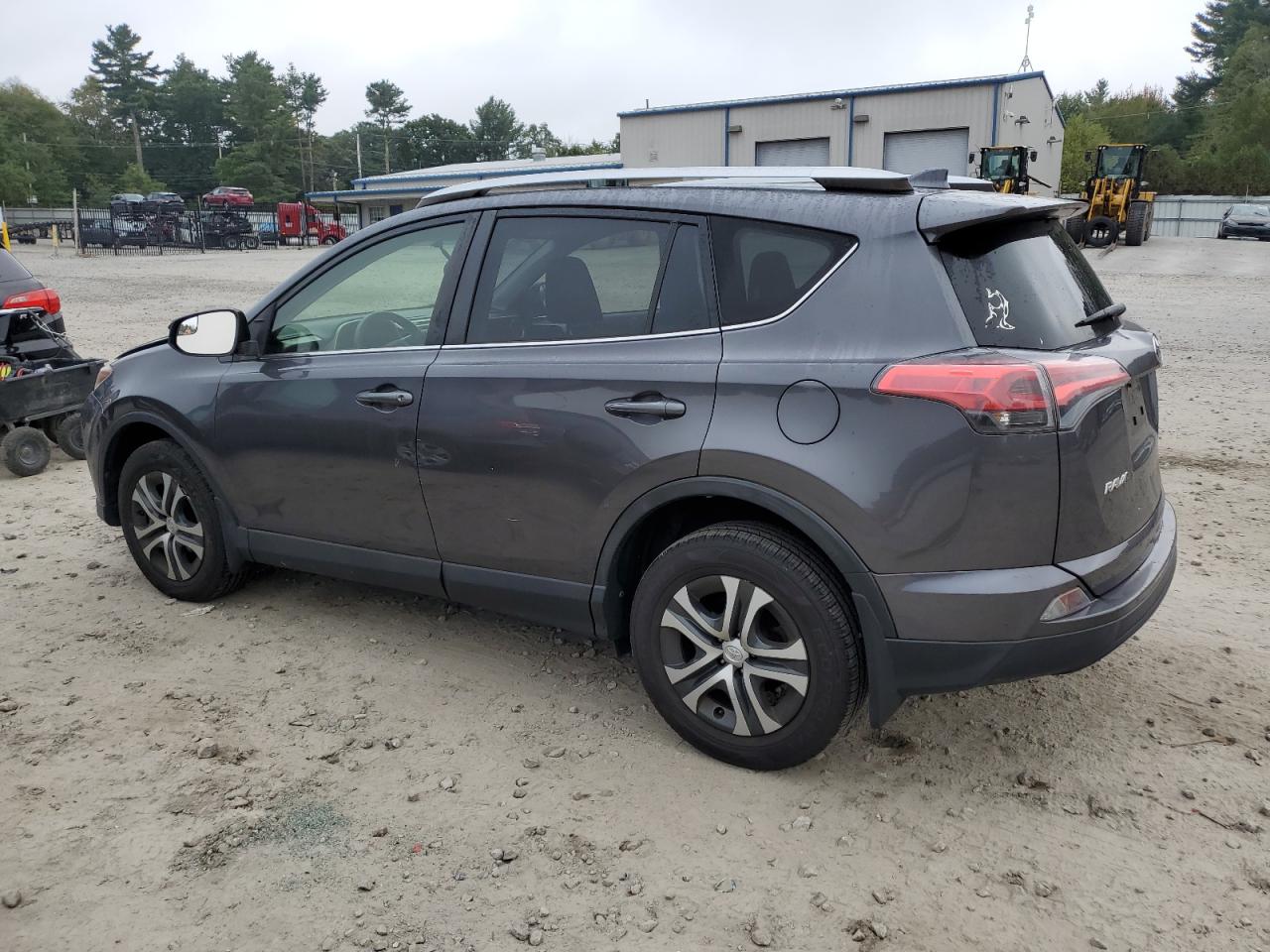 JTMBFREV6GJ102293 2016 TOYOTA RAV 4 - Image 2