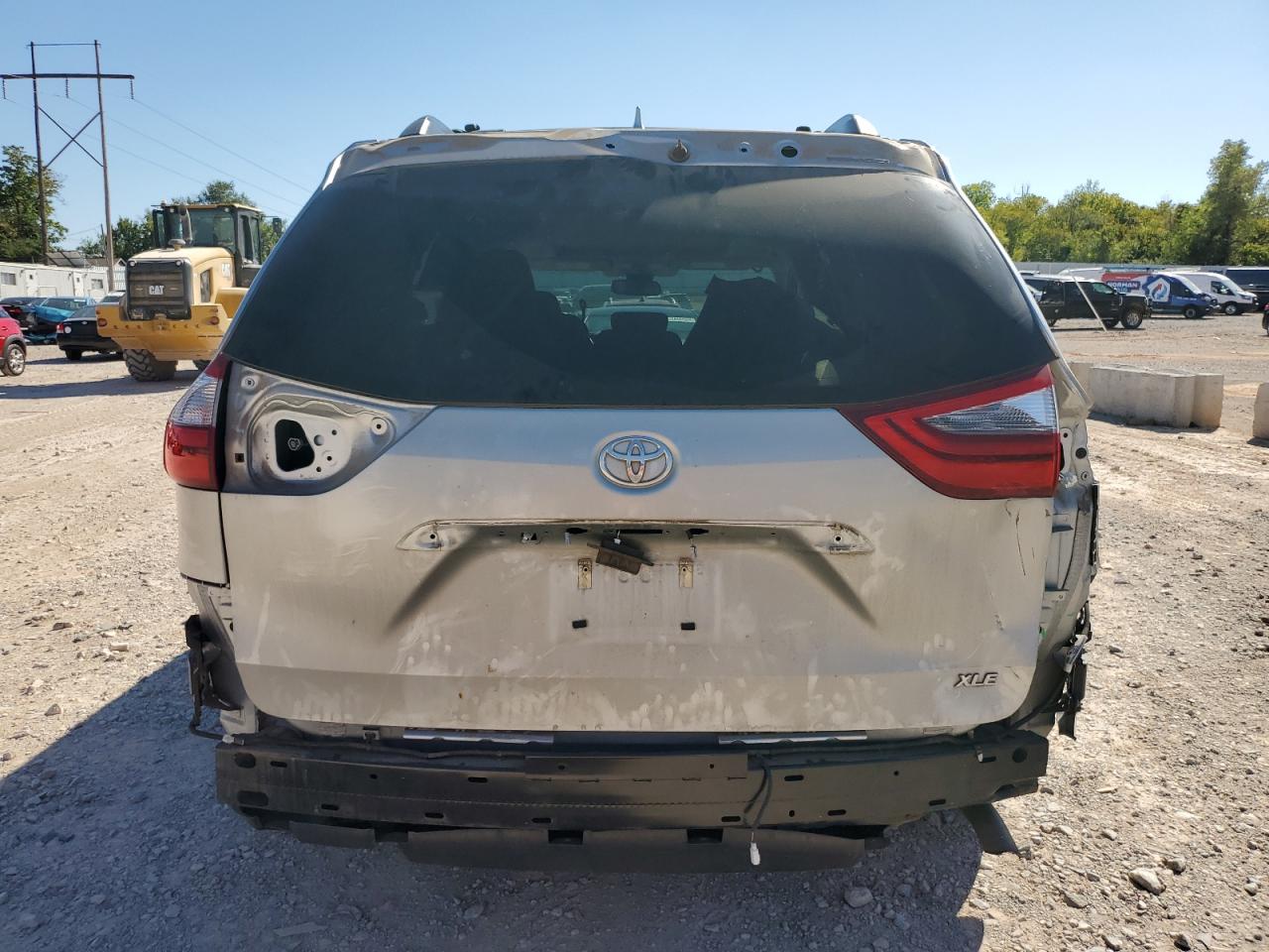 2020 Toyota Sienna - Image 6