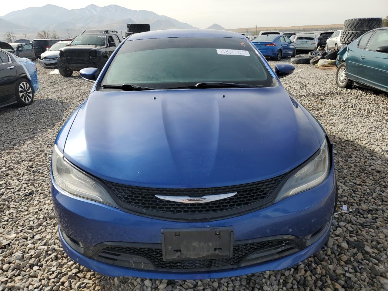 2015 Chrysler 200 - Image 5