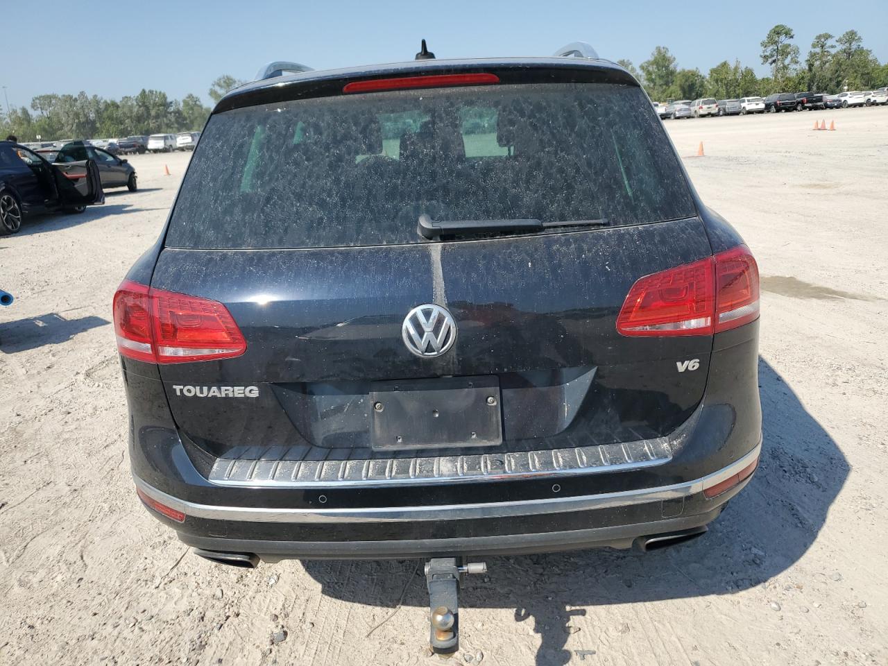 WVGEF9BPXGD011315 2016 Volkswagen Touareg Sport