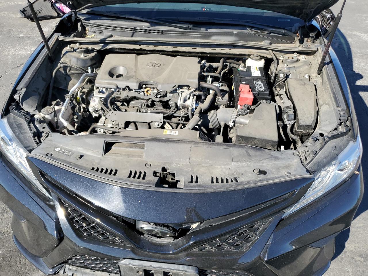 2020 Toyota Camry - Image 12