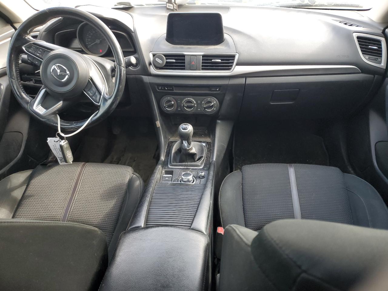 2017 Mazda 3 - Image 8