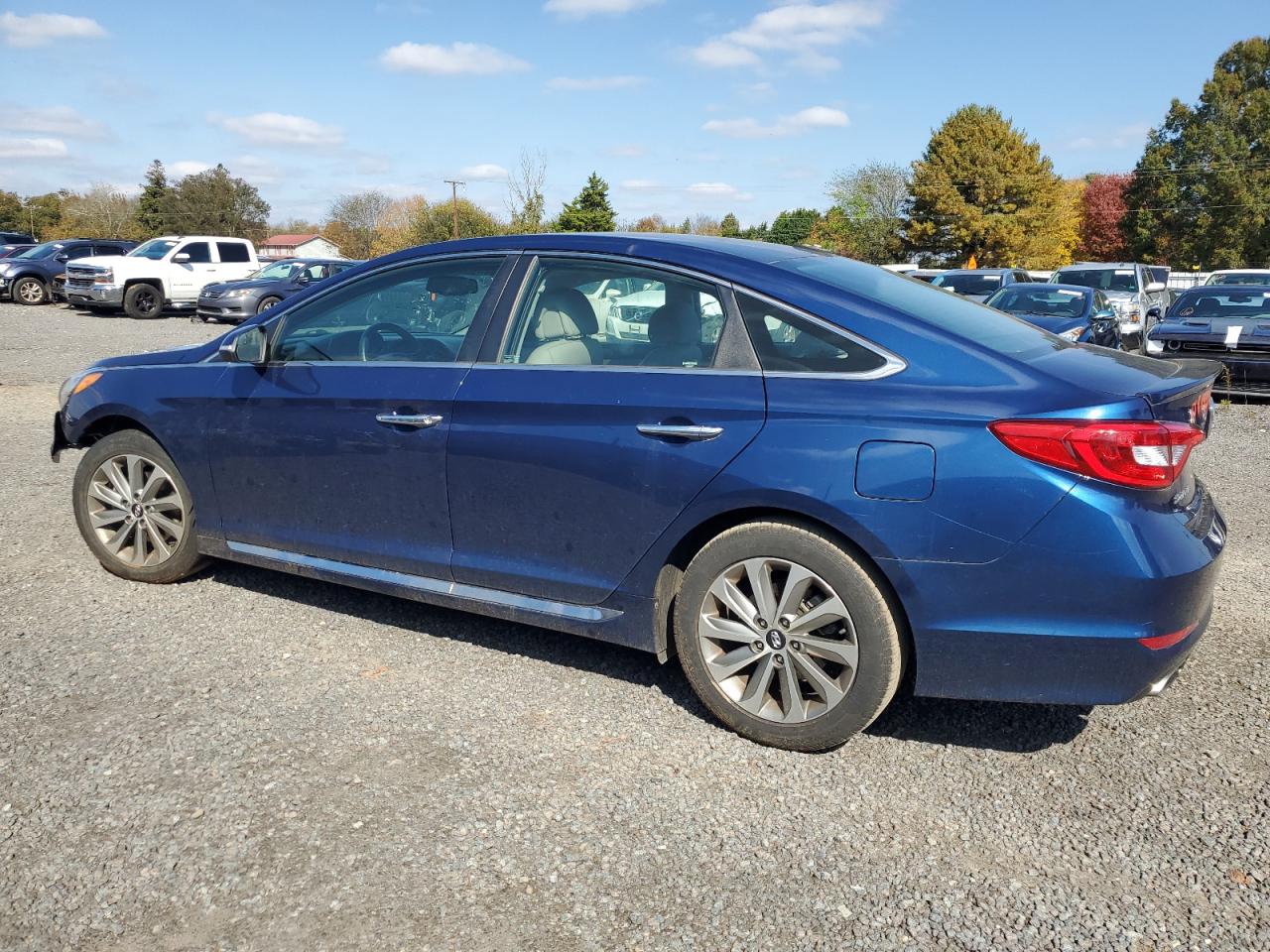 2016 Hyundai Sonata - Image 2