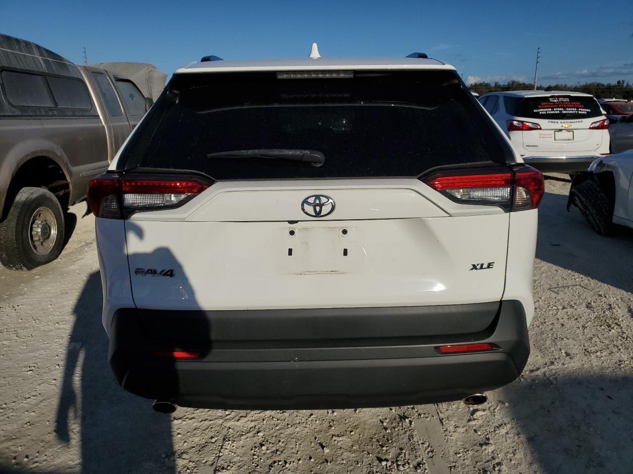 JTMW1RFV3KD513219 2019 Toyota Rav4 Xle