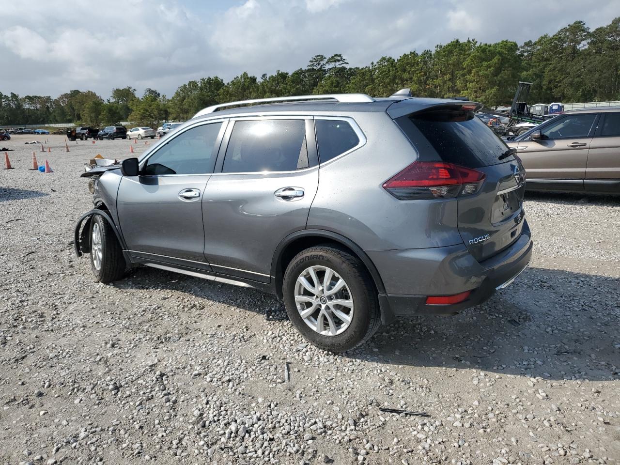 2020 Nissan Rogue - Image 2