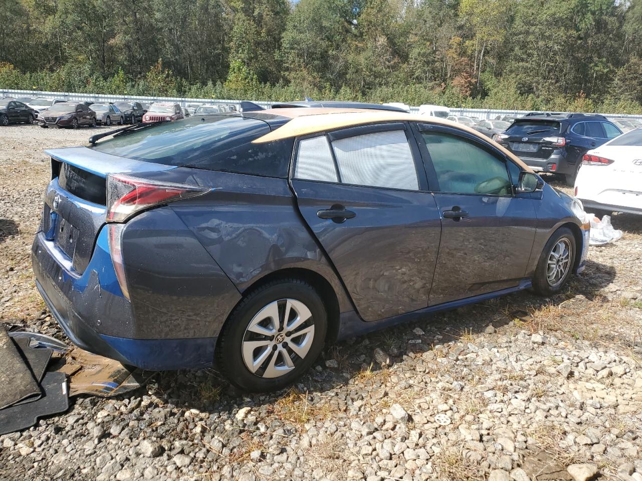 VIN JTDKBRFUXJ3594906 2018 TOYOTA PRIUS no.3