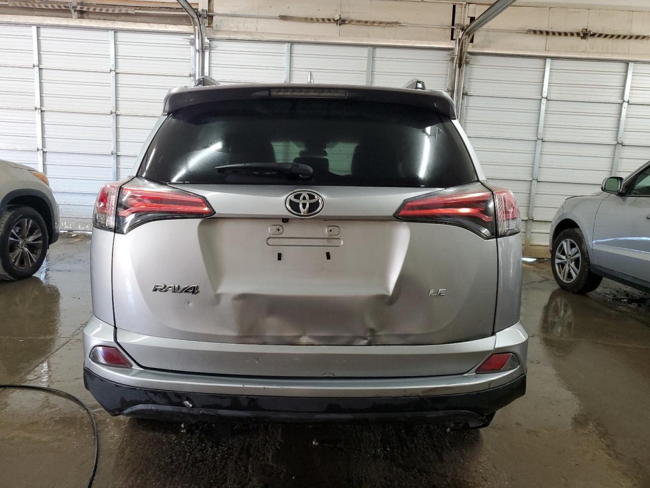 2017 Toyota Rav4 Le VIN: 2T3ZFREV2HW377922 Lot: 77240824