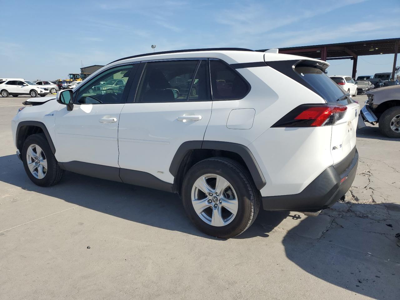 2019 Toyota RAV 4 - Image 2