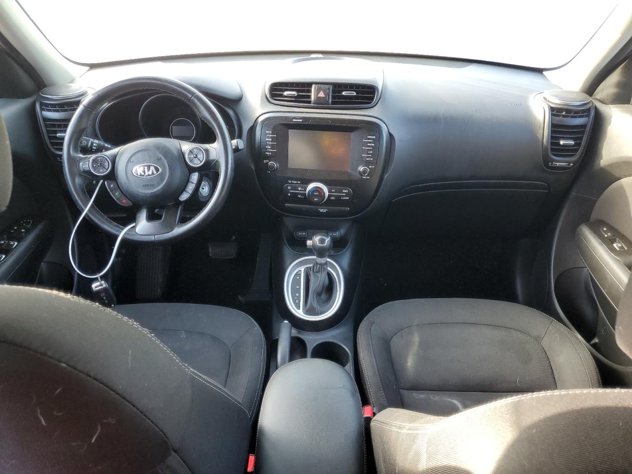 2018 Kia Soul + VIN: KNDJP3A51J7574899 Lot: 76198554