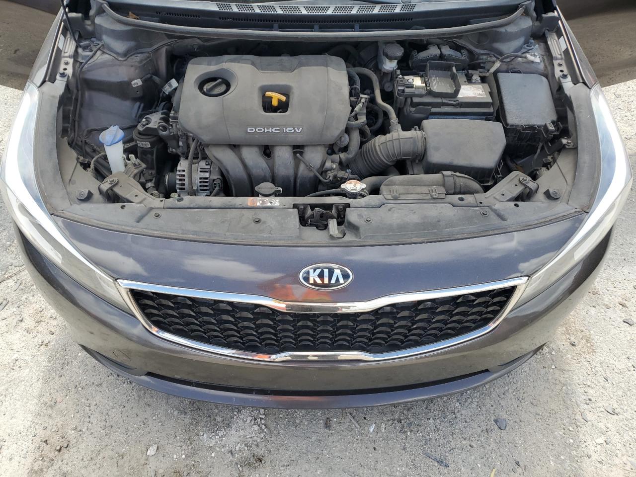 3KPFK4A73HE137332 2017 Kia Forte Lx