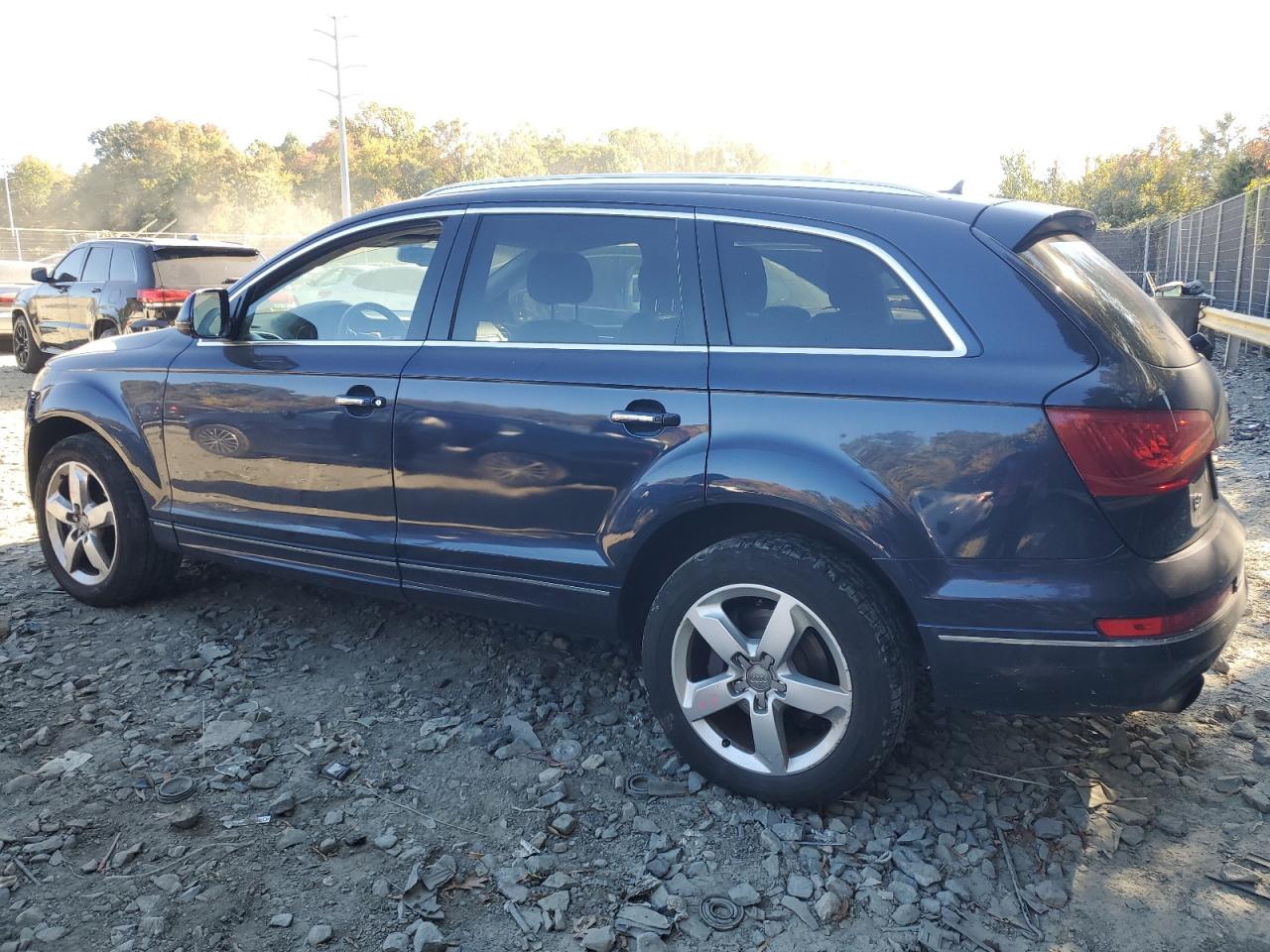 VIN WA1LGAFE1ED019331 2014 AUDI Q7 no.2