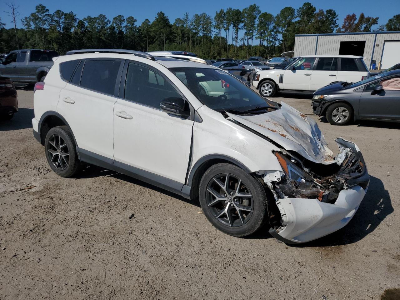 2018 Toyota RAV 4 - Image 4
