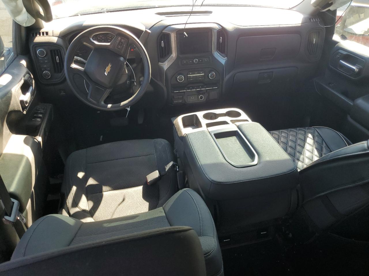 2020 Chevrolet Silverado - Image 8