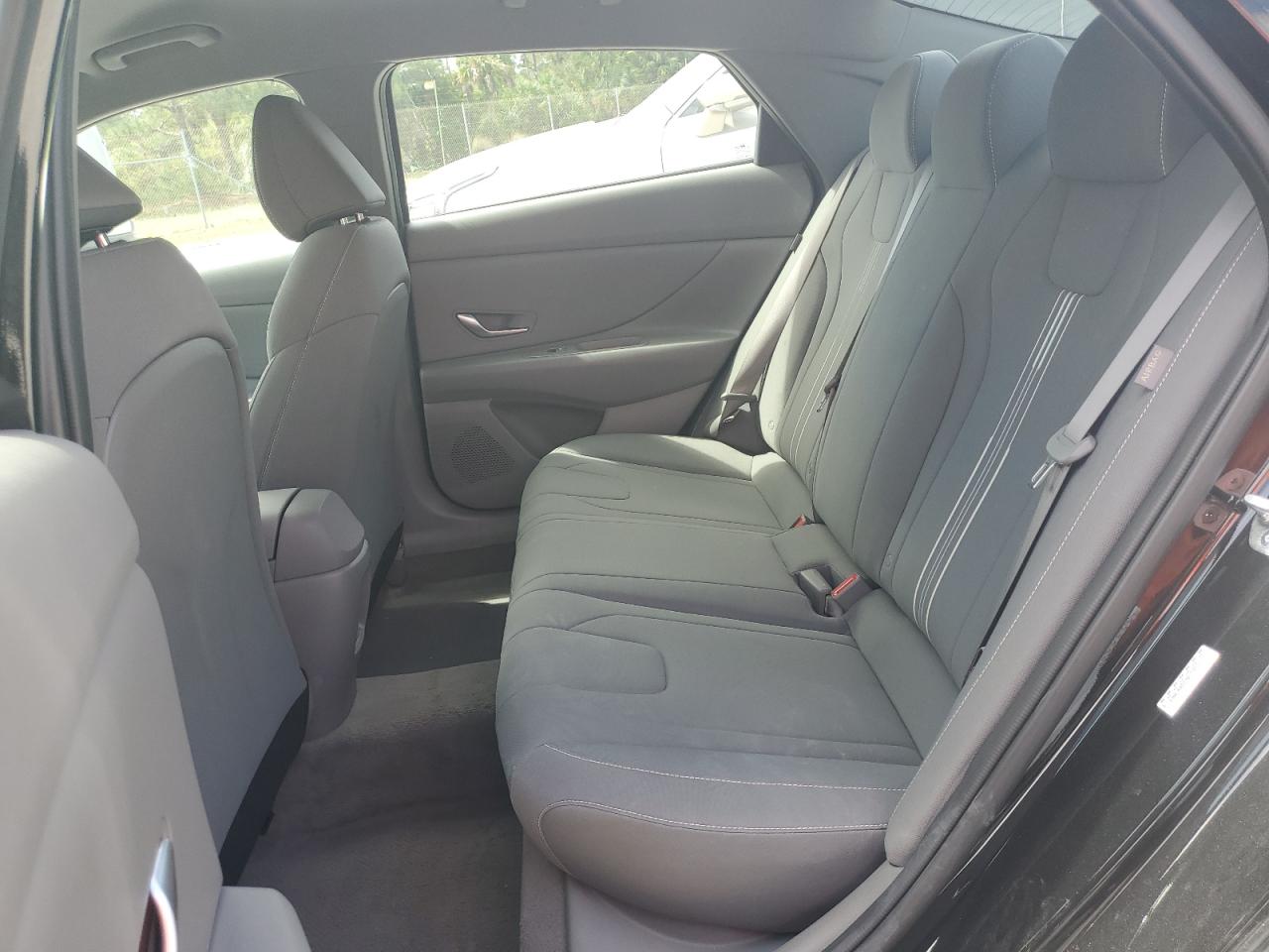 2024 Hyundai Elantra - Image 10