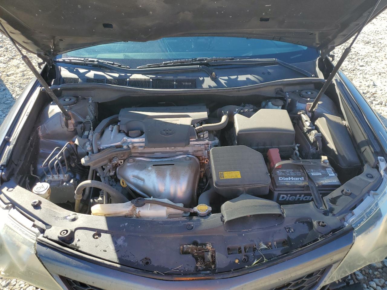 2013 Toyota Camry - Image 11