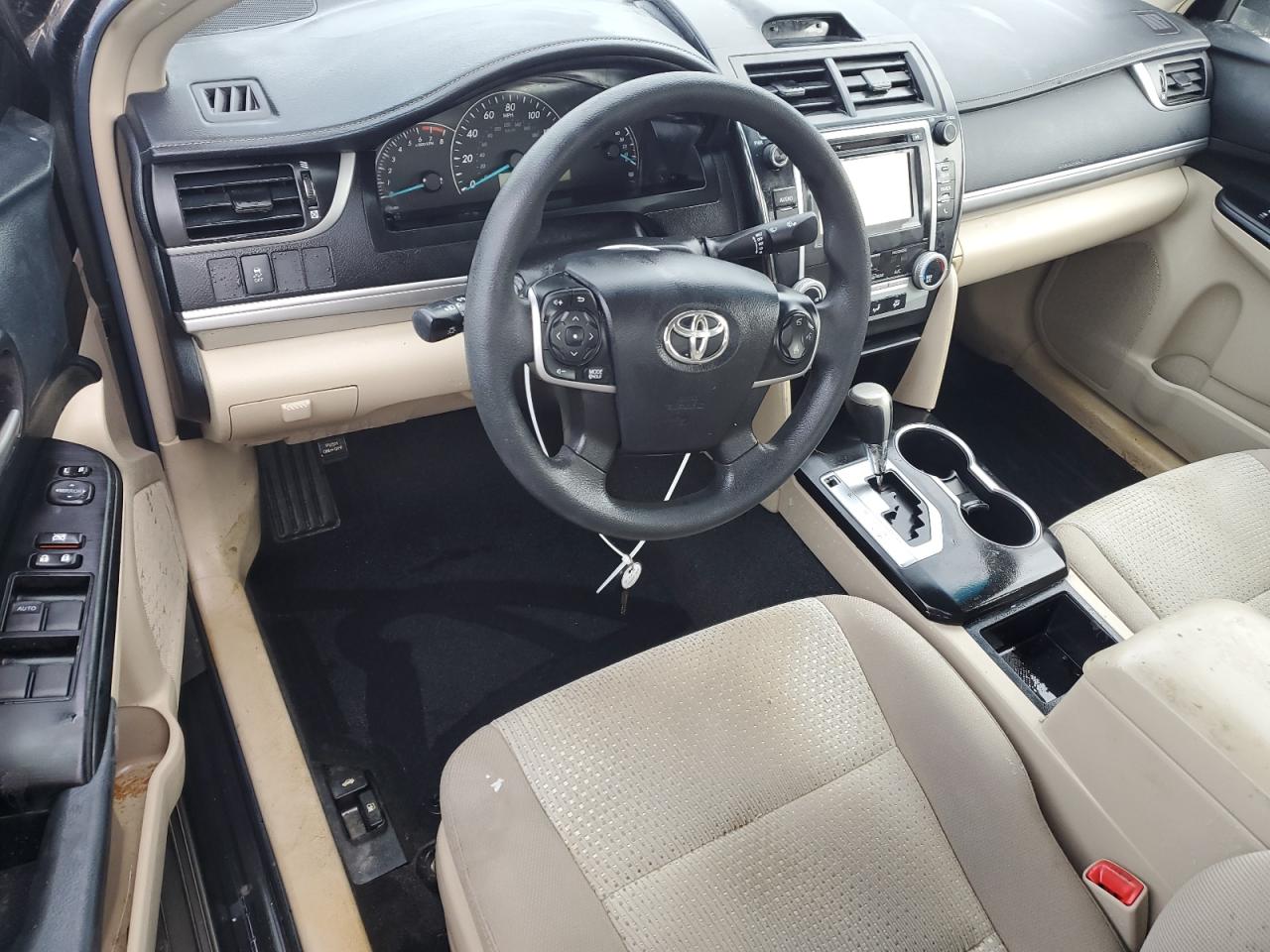 2014 Toyota Camry - Image 8