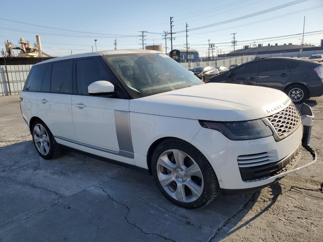 2018 Land Rover Range Rover - Image 4