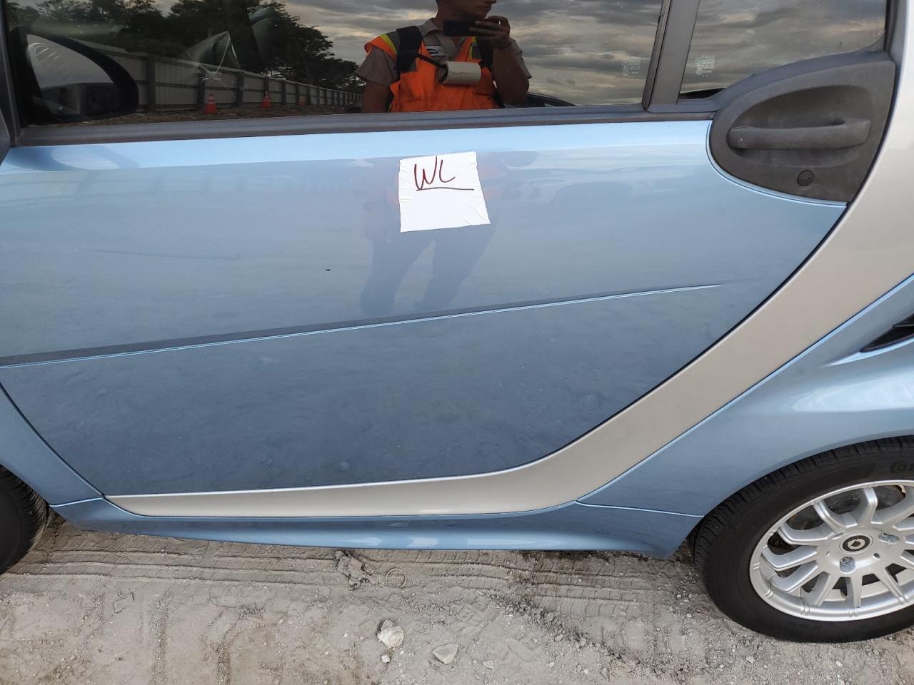 2013 Smart Fortwo Pure VIN: WMEEJ3BAXDK665817 Lot: 74677834