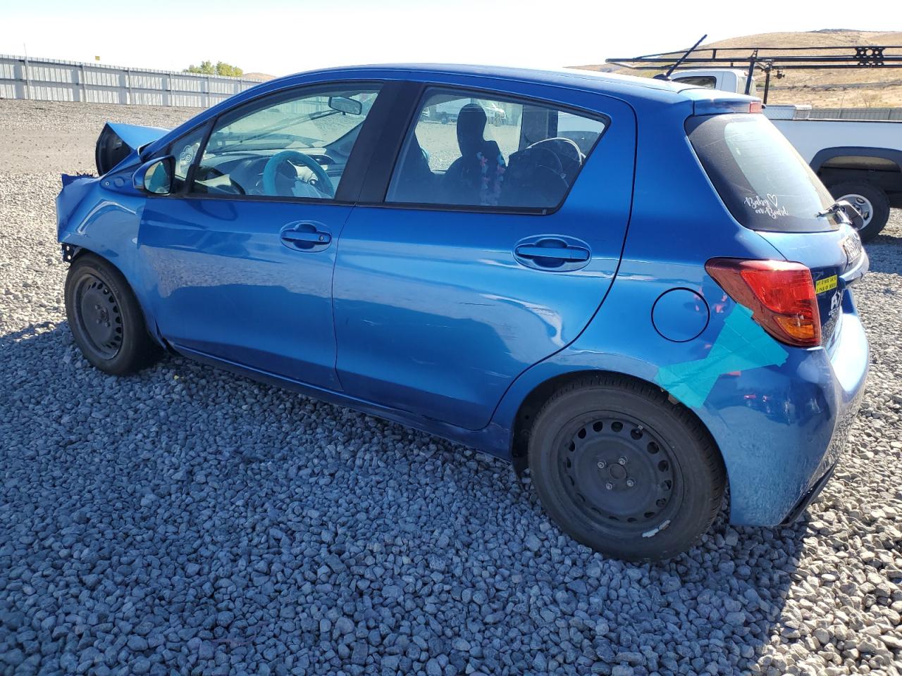 2015 Toyota Yaris - Image 2