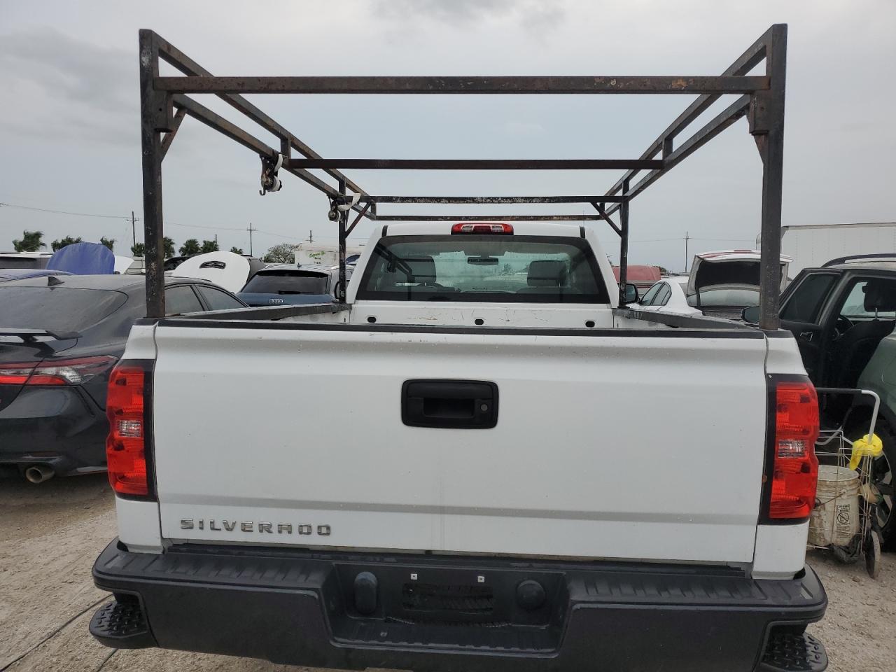 2016 Chevrolet Silverado - Image 6