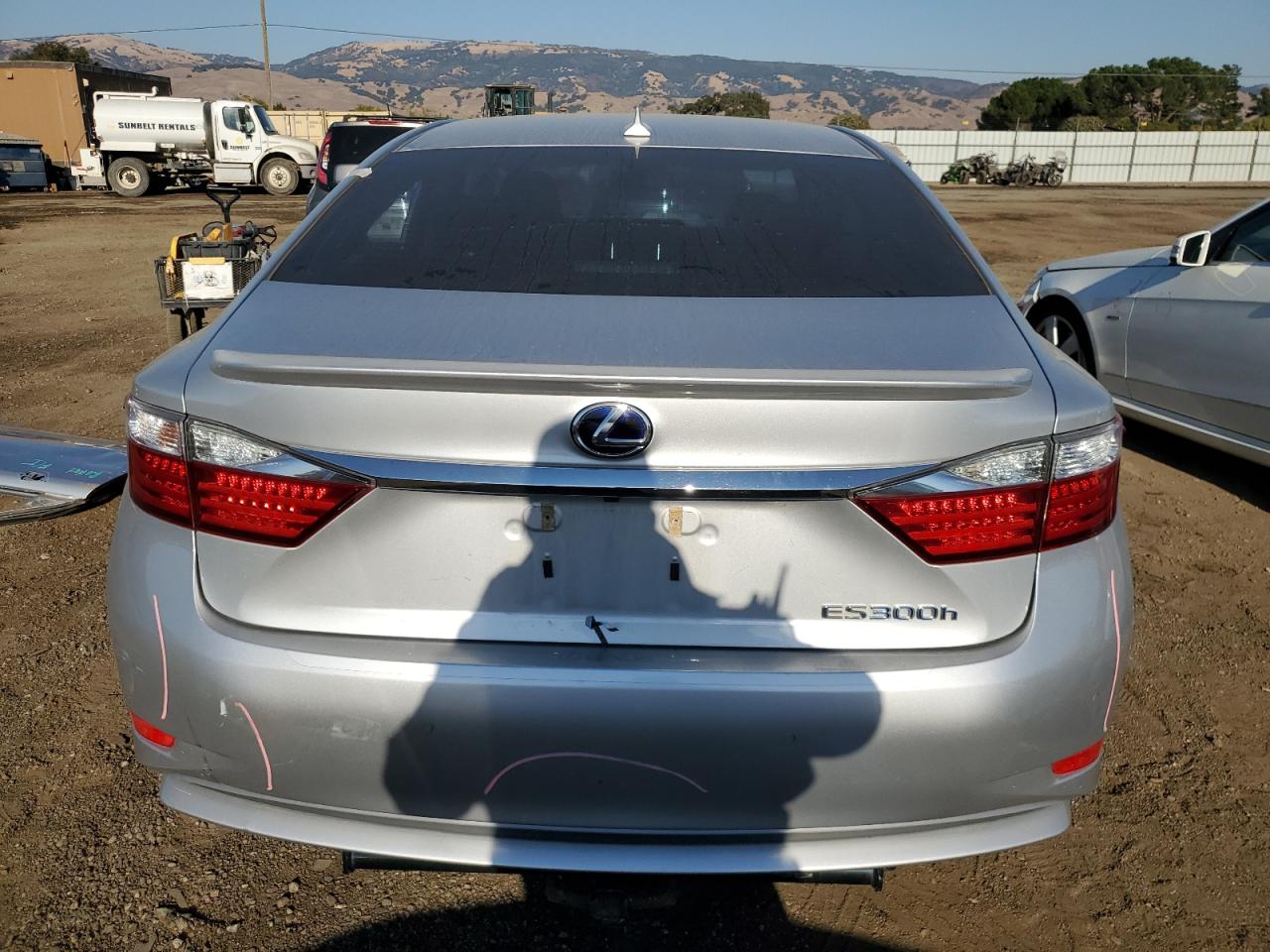 2014 Lexus Es 300H VIN: JTHBW1GG6E2053621 Lot: 73061534