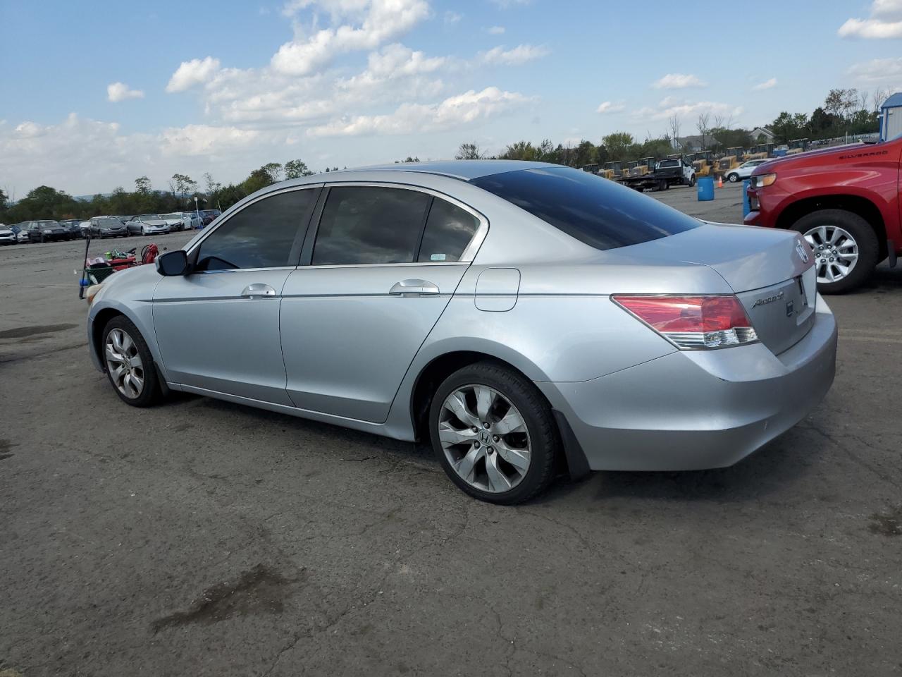 2008 Honda Accord - Image 2