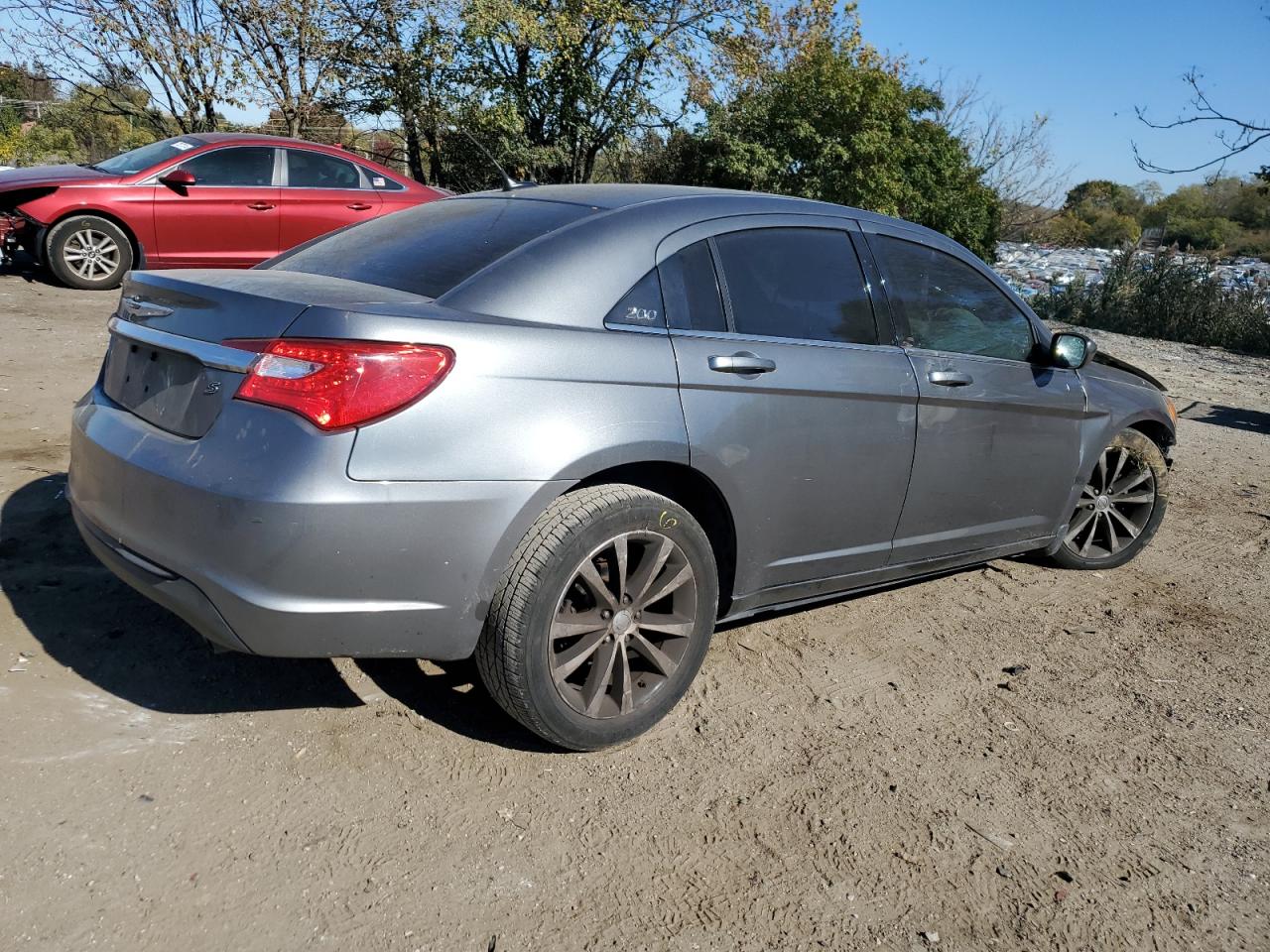 2012 Chrysler 200 - Image 3
