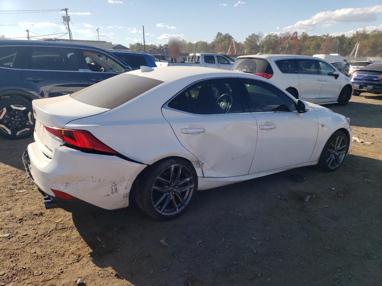 2018 Lexus IS - Image 3