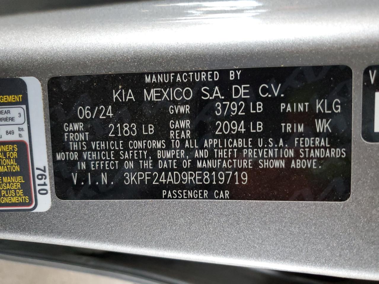 2024 Kia Forte - Image 12