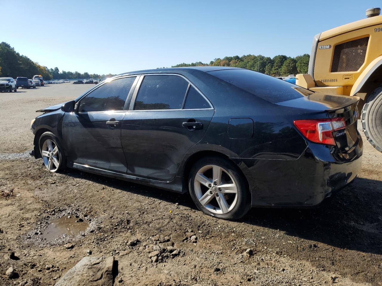 VIN 4T1BF1FK6DU275792 2013 TOYOTA CAMRY no.2