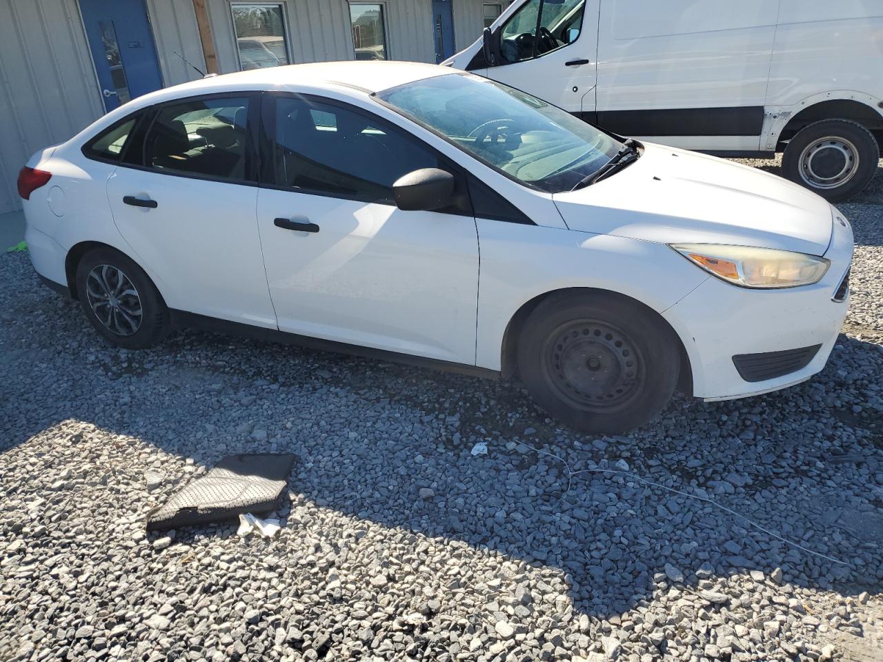 VIN 1FADP3E22FL350557 2015 FORD FOCUS no.4