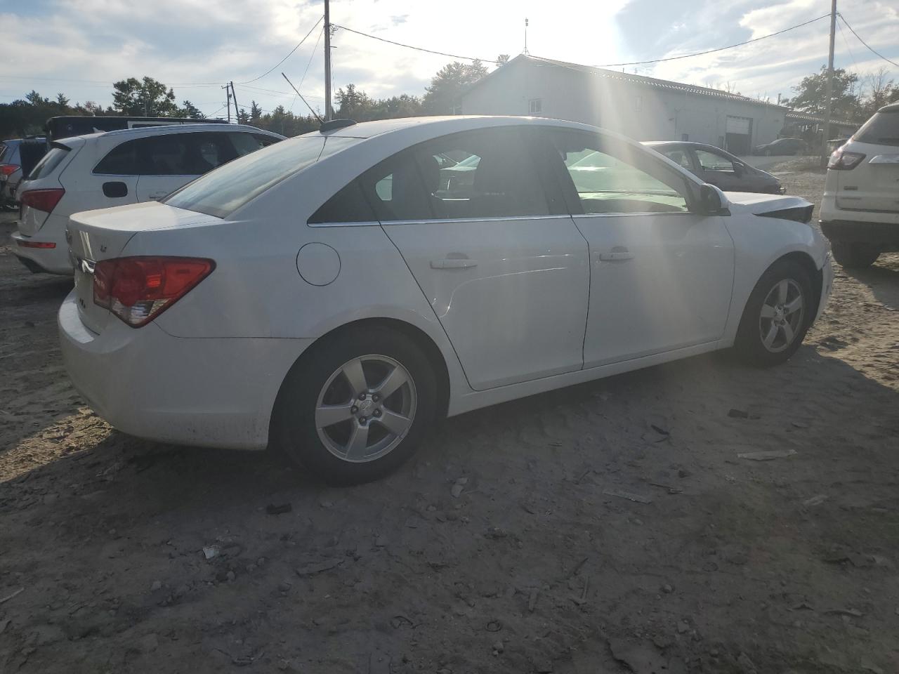 VIN 1G1PE5SB5G7143077 2016 CHEVROLET CRUZE no.3