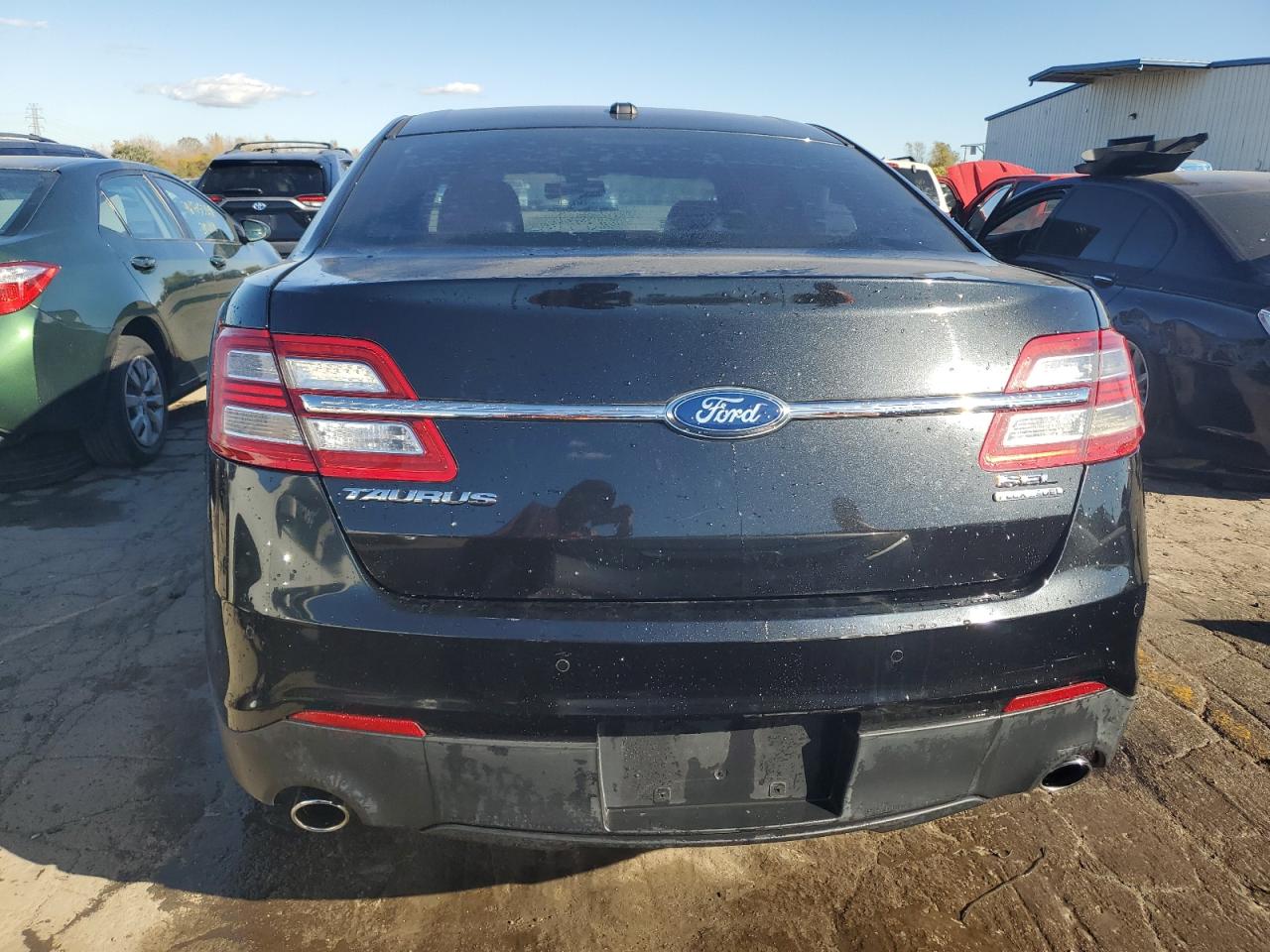 2013 Ford Taurus Sel VIN: 1FAHP2E88DG111696 Lot: 77490664