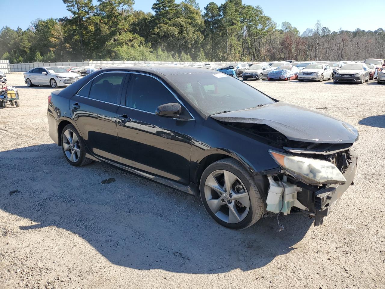 2014 Toyota Camry - Image 4