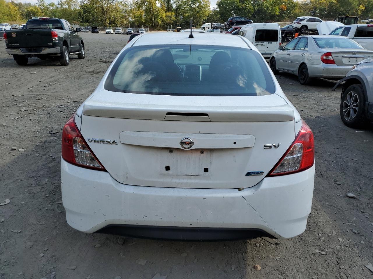 2016 Nissan Versa S VIN: 3N1CN7AP3GL845945 Lot: 74815654