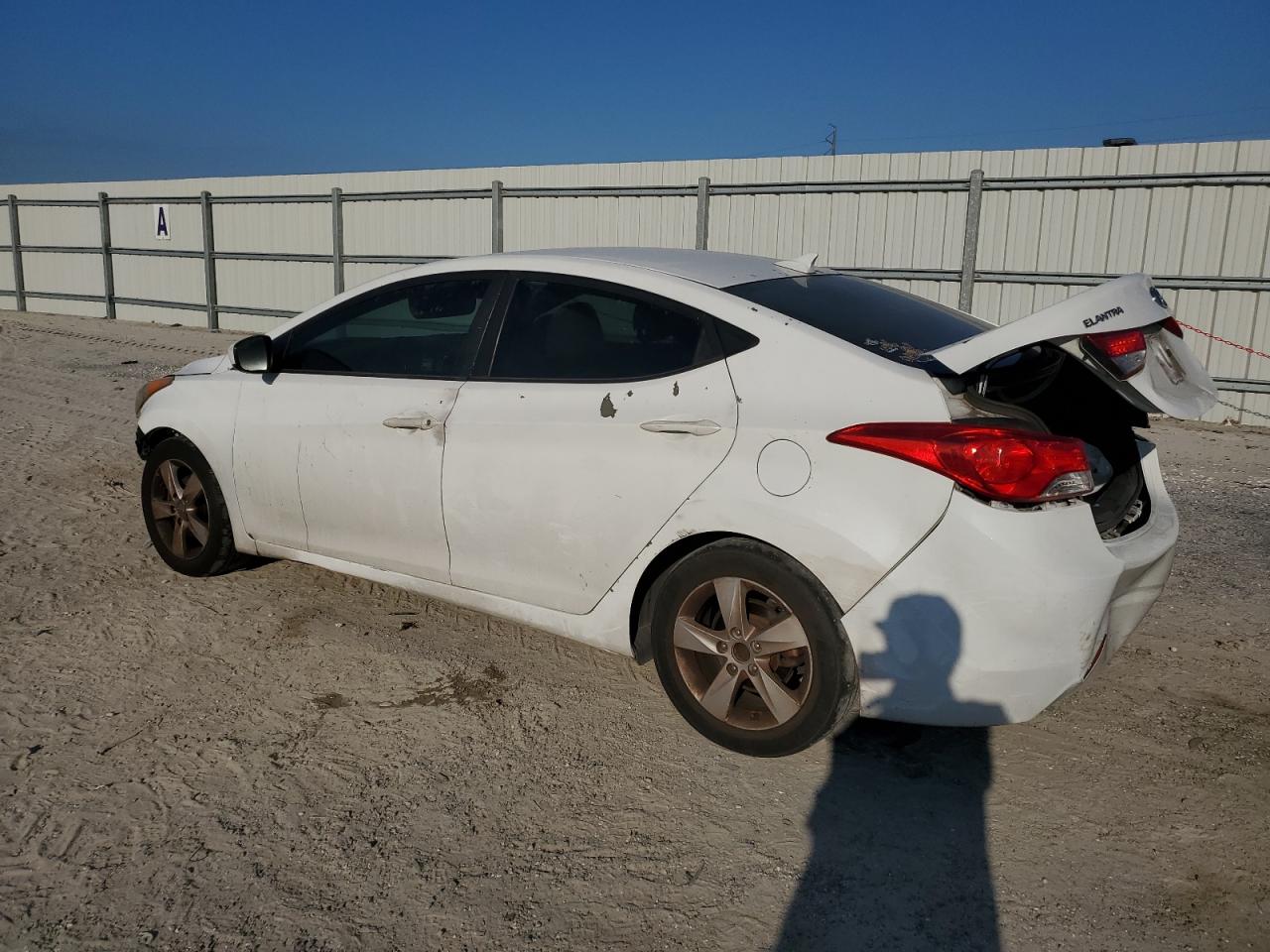 2013 Hyundai Elantra Gls VIN: 5NPDH4AE5DH345593 Lot: 73511184