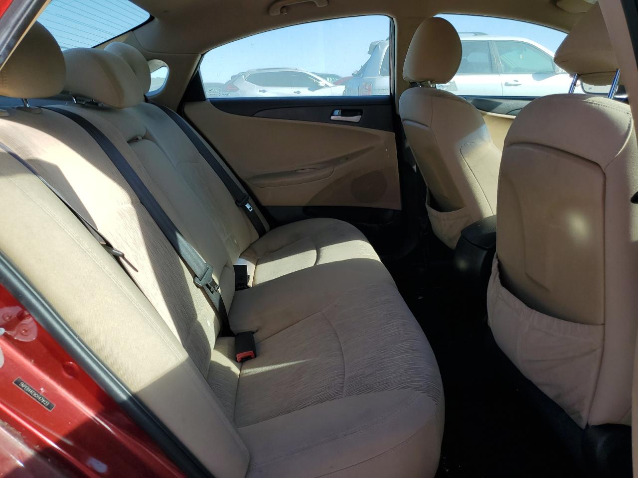 2012 Hyundai Sonata - Image 10