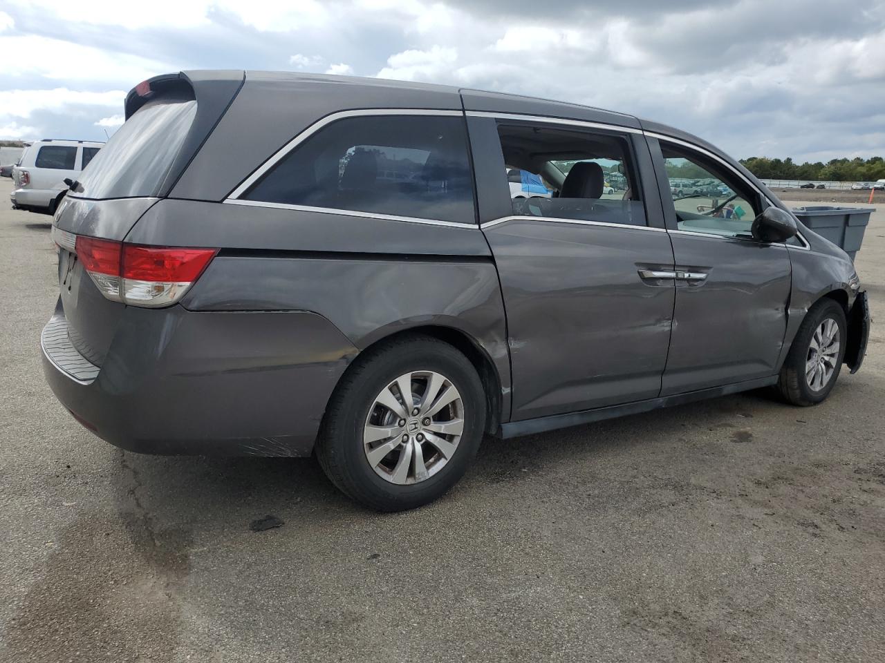 2014 Honda Odyssey - Image 3