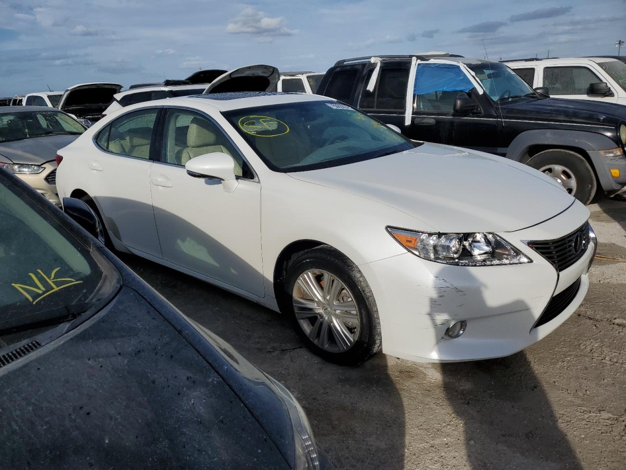 2014 Lexus ES - Image 4