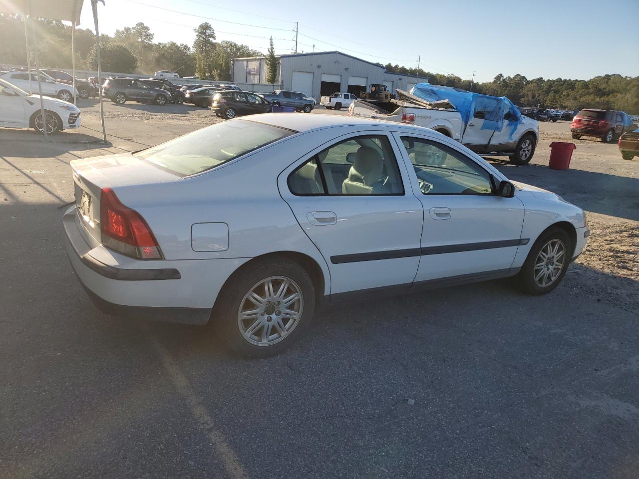 2004 Volvo S60 2.5T VIN: YV1RS59V442381854 Lot: 75766914