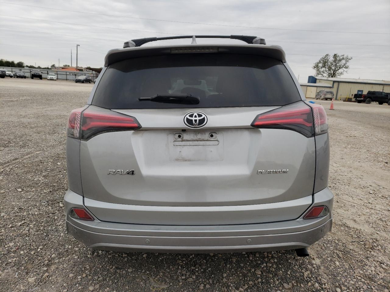 2017 Toyota Rav4 Limited VIN: 2T3YFREVXHW355632 Lot: 76494284