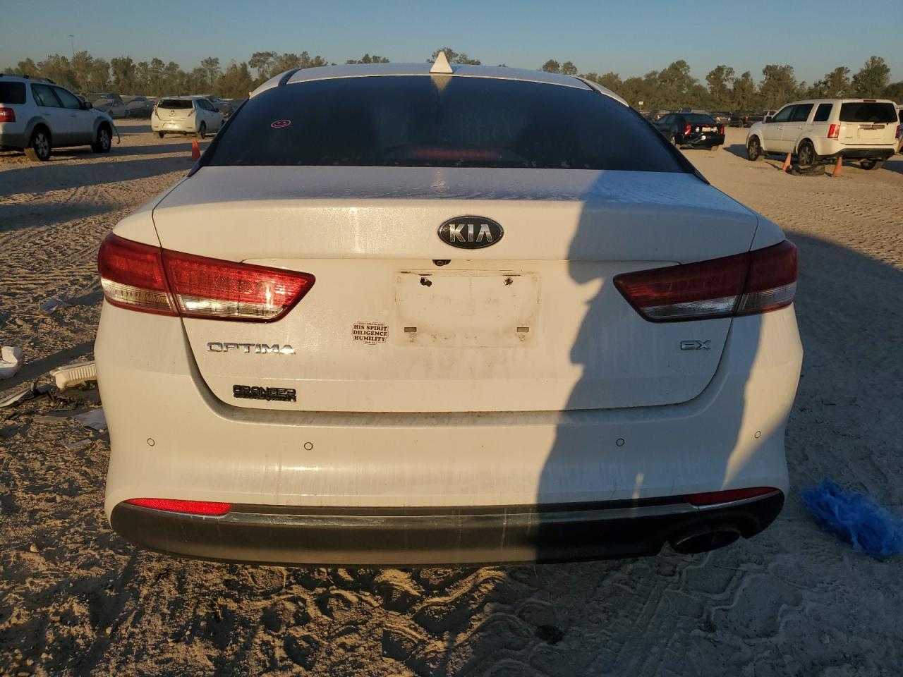 2018 Kia Optima Ex VIN: 5XXGU4L30JG262309 Lot: 77563794