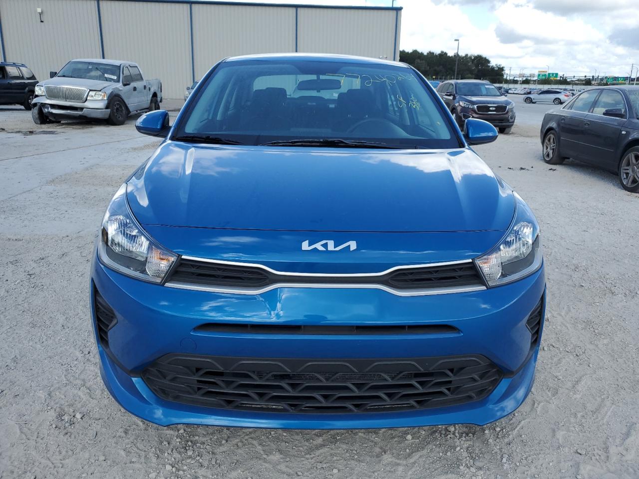 2023 Kia Rio - Image 5