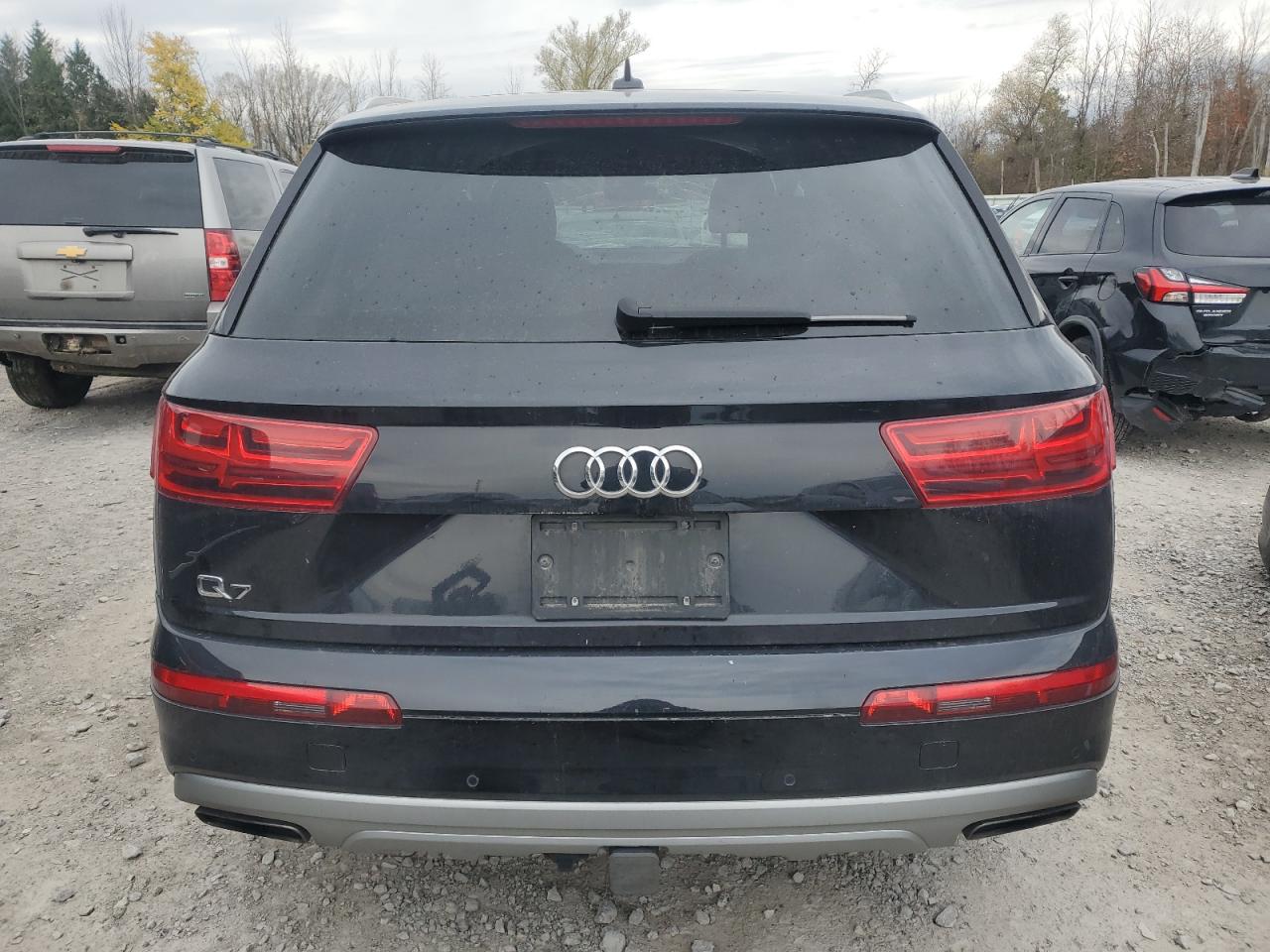 WA1VAAF72KD003999 2019 Audi Q7 Prestige