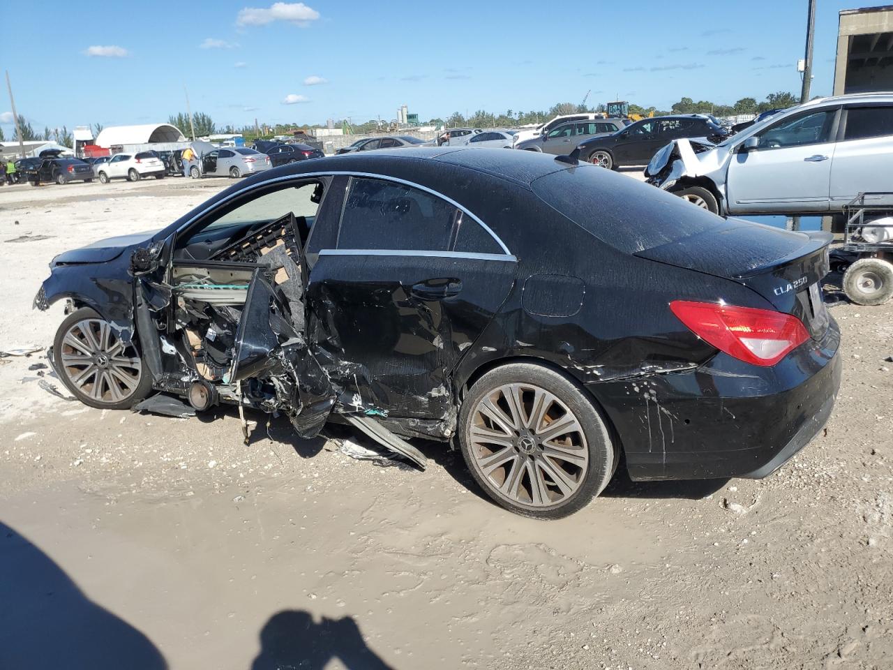 2018 Mercedes-Benz CLA-klasse - Image 2